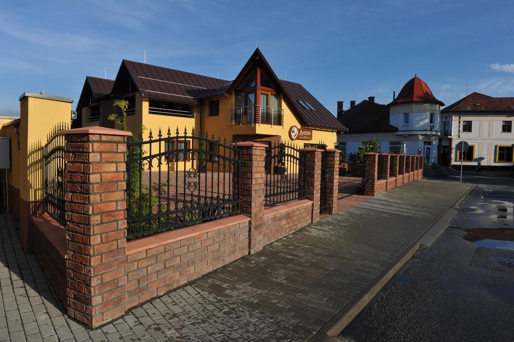 Penzion Anesis - Apartmany Turcianske Teplice Exterior photo